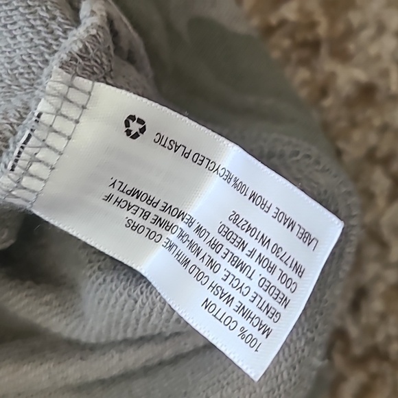 Universal Thread Camouflage Sweater🎯5 for $25🎯 - Picture 3 of 5